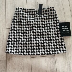 Lulu's Classic Black and White Houndstooth Mini Skirt